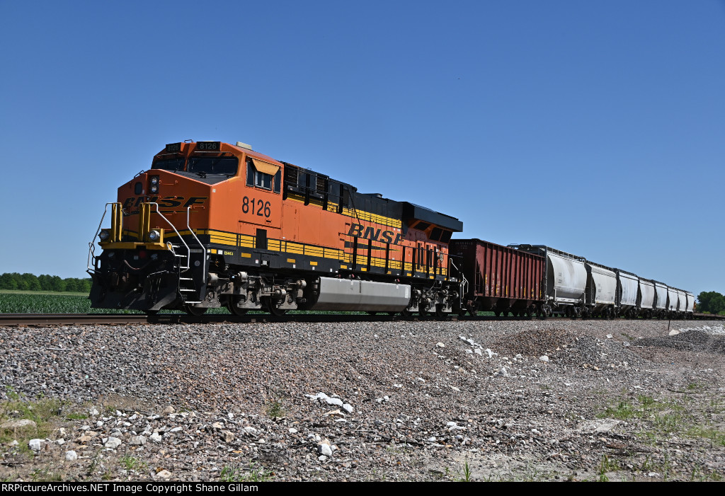 BNSF 8126 Dpu